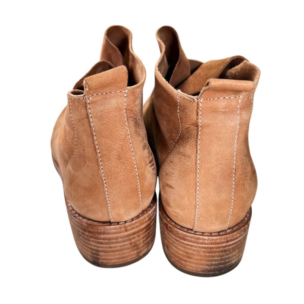 Eileen Fisher Tan Leather Ankle Boots Elastic Gore Low Block Heel Pull Tabs Sz 8 - Picture 10 of 16